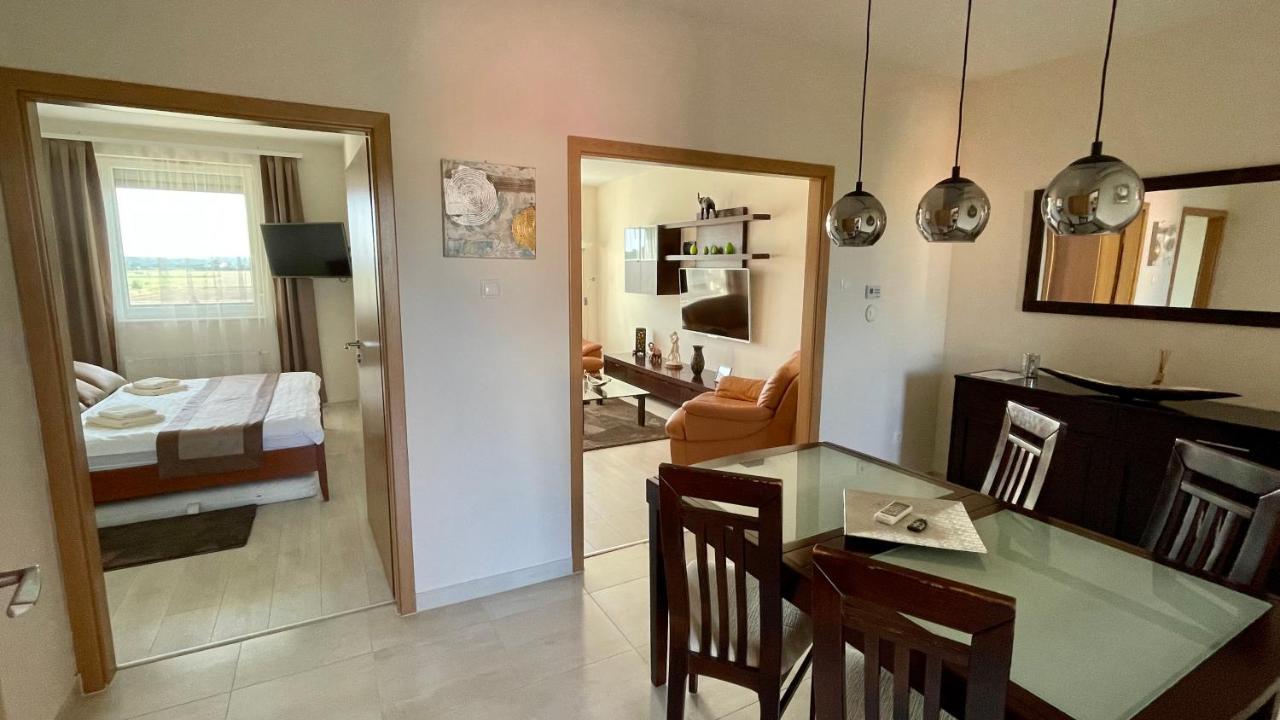 Chance Apartman Buekfuerdo ภายนอก รูปภาพ